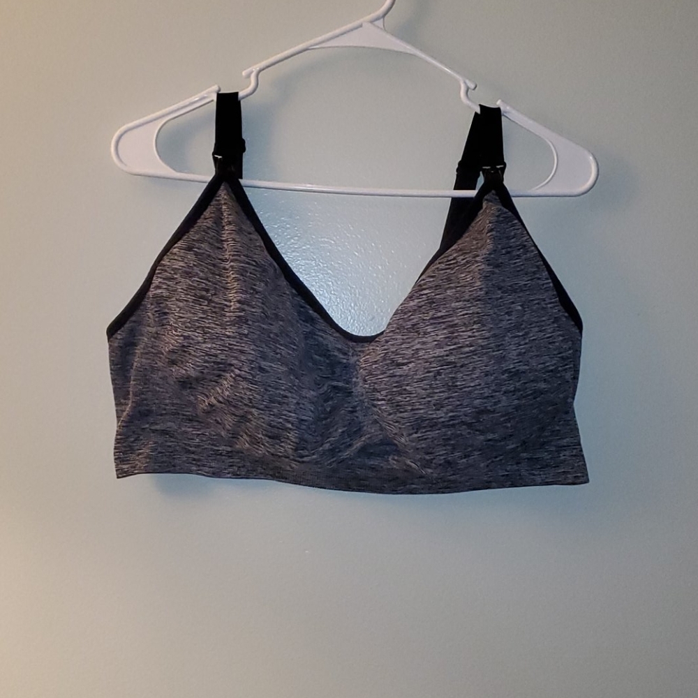 Womans nursing bra